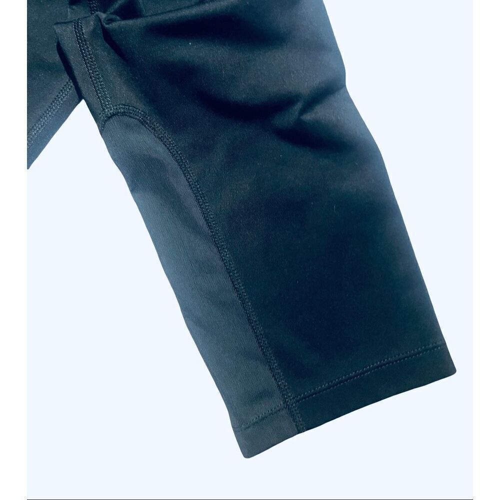 Nike Drifit Crops - Picture 4 of 5